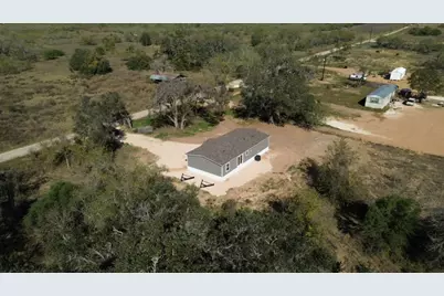 3149 County Road 124, Floresville, TX 78114 - Photo 14