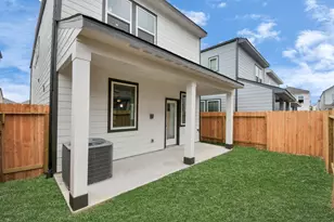 8407 Arden valley Ln, Houston, TX 77063 - Photo 10