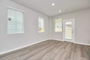 8407 Arden valley Ln, Houston, TX 77063 - Photo 18