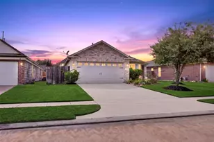 7815 Koloa River Ct, Houston, TX 77040 - Photo 2