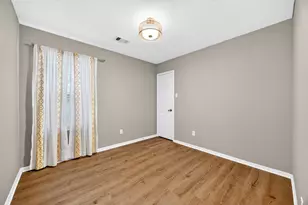 7815 Koloa River Ct, Houston, TX 77040 - Photo 20