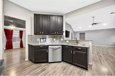 7815 Koloa River Court, Houston, TX 77040 - Photo 10