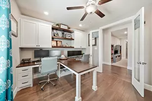 2010 Big Crk Wy, Missouri City, TX 77459 - Photo 8
