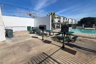 2830 S Bartell Dr, Houston, TX 77054 - Photo 8