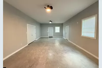 20380 Doral Drive, Huntsville, TX 77320 - Photo 12