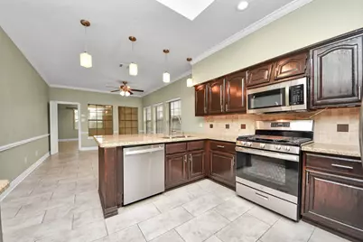 15818 Sweetwater Creek Drive, Houston, TX 77095 - Photo 22