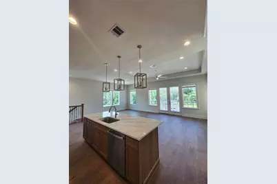 304 Terra Reserve Place, Houston, TX 77079 - Photo 10