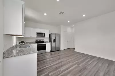 14818 Calderon Drive, Conroe, TX 77316 - Photo 4