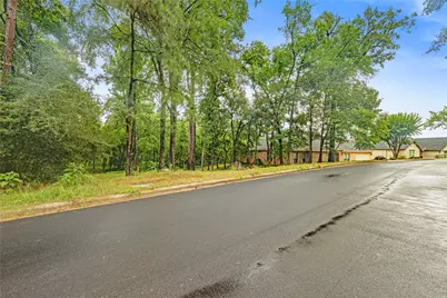 814 Overbrook Drive, Huntsville, TX 77340 - Photo 4