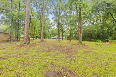 814 Overbrook Drive, Huntsville, TX 77340 - Photo 2