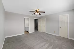 10324 Longmont Dr, Houston, TX 77042 - Photo 18