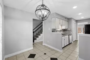 10324 Longmont Dr, Houston, TX 77042 - Photo 8