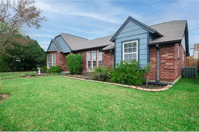 723 Whitecap Drive, El Lago, TX 77586 - Photo 2