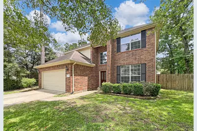 43 W Spindle Tree Circle, The Woodlands, TX 77382 - Photo 4