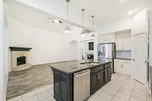 706 Suncatcher Cir, Richmond, TX 77406 - Photo 12