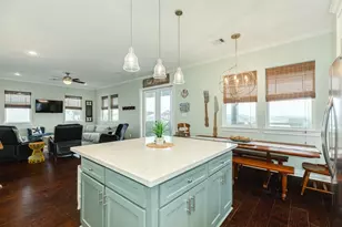 12888 Buccaneer Rd, Freeport, TX 77541 - Photo 18