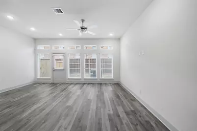 7242 Saint Augustine Street #B, Houston, TX 77021 - Photo 8