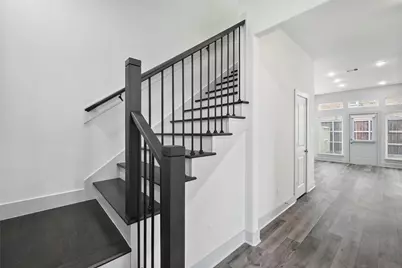 7242 Saint Augustine Street #B, Houston, TX 77021 - Photo 4