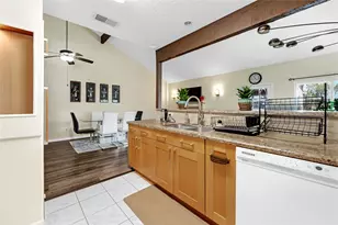 12166 Huntington Venture Dr, Houston, TX 77099 - Photo 8