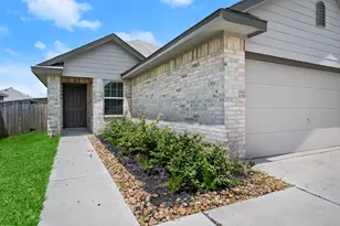 843 Deerhurst, Magnolia, TX 77354 - Photo 4