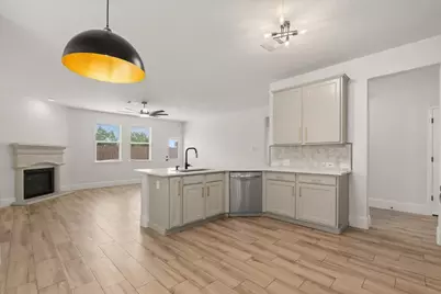 4910 E Meadow Drive, Deer Park, TX 77536 - Photo 14