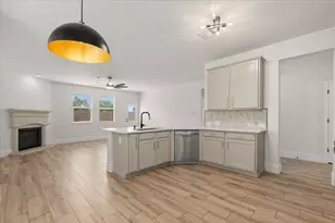 4910 E Meadow Dr, Deer Park, TX 77536 - Photo 14