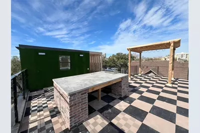 214 Welch Street, Houston, TX 77006 - Photo 12