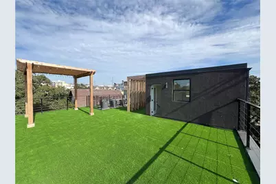 214 Welch Street, Houston, TX 77006 - Photo 10