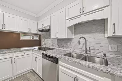 4729 Paradise Lane, Houston, TX 77048 - Photo 34