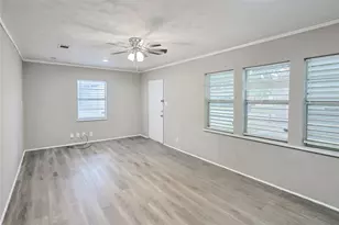 1106 12th 1/2 Street N, Texas City, TX 77590 - Photo 8