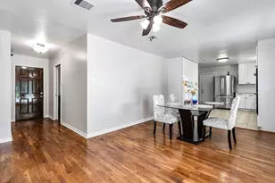 110 Mustang Dr, Alvin, TX 77511 - Photo 6