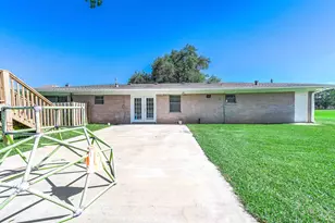 110 Mustang Dr, Alvin, TX 77511 - Photo 34