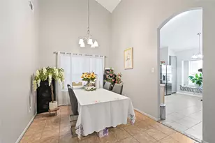 9439 Crystal Cove Cir, Houston, TX 77070 - Photo 6