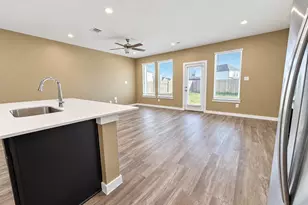 3002 Skyline Mesa Dr, Houston, TX 77047 - Photo 4