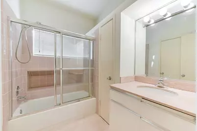 18201 Sandy Cove, Houston, TX 77058 - Photo 36