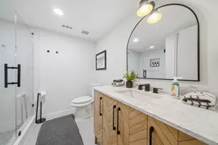 24 Lakeview Village, Conroe, TX 77356 - Photo 14