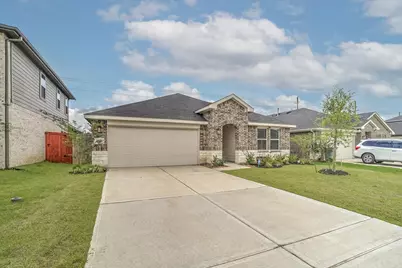 17718 Sommerset Falls Lane, Crosby, TX 77532 - Photo 4