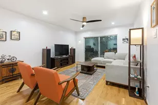 2224 S Piney Point Rd, Houston, TX 77063 - Photo 8