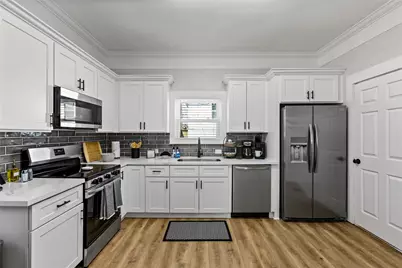 3624 Avenue S 1/2, Galveston, TX 77550 - Photo 12