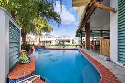 102 Bamaku Bend, Tiki Island, TX 77554 - Photo 46