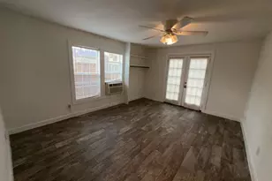 1917 Thonig Rd, Houston, TX 77055 - Photo 10