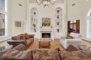 46 Pebble Cove Dr, The Woodlands, TX 77381 - Photo 8