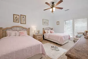 46 Pebble Cove Dr, The Woodlands, TX 77381 - Photo 38