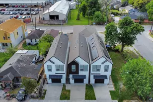 5402 Margarita St, Houston, TX 77020 - Photo 2