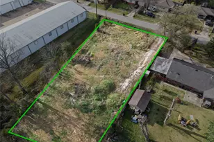 345 Delz St, Houston, TX 77018 - Photo 1