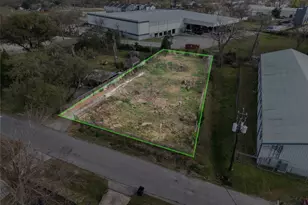 345 Delz St, Houston, TX 77018 - Photo 2