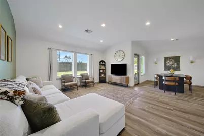 14204 Bright Dawn Drive, Splendora, TX 77372 - Photo 10