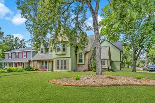 7 Kingsley Ct, Conroe, TX 77304 - Photo 2