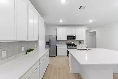 4311 Windsor Forest Court, Fulshear, TX 77441 - Photo 2