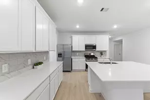 4311 Windsor Frst Ct, Fulshear, TX 77441 - Photo 2